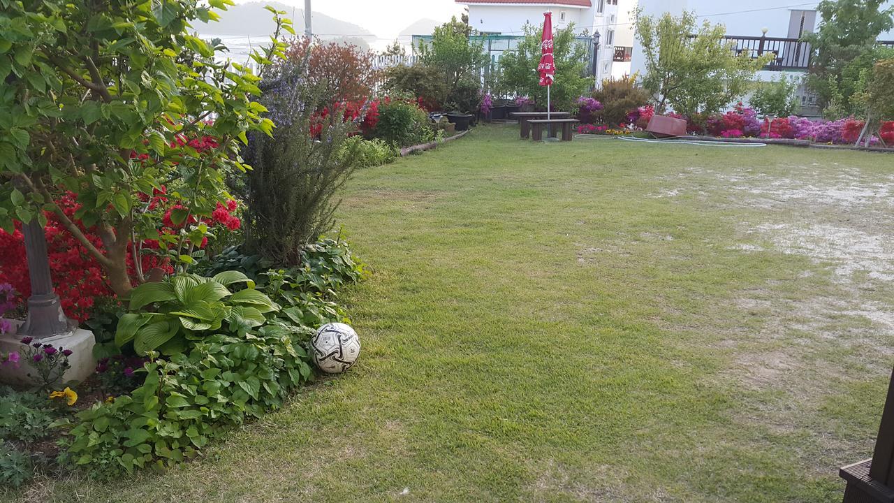 Sunmoon Pension Yeosu Buitenkant foto